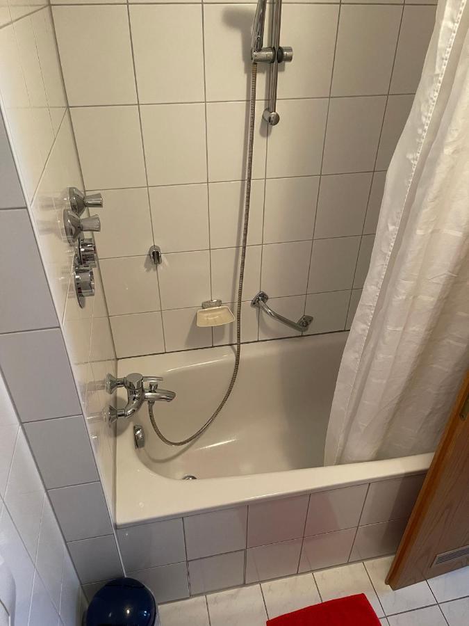 Apartment Five - Ep Ticket Garantie รูสท์ ภายนอก รูปภาพ